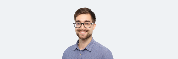 Joonas Kaijalan mukaan työterveyden asiantuntijat pystyvät tunnistamaan asiakkuudesta kertyvästä datasta potentiaaliset kuormitustekijät ja riskit yhteisötasolla.