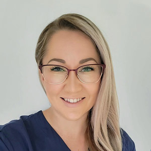 Tandäkare Aleksandra Anttalainen