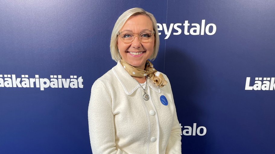 Suunterveyden ylilääkäri Tanja Ketola-Kinnula