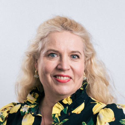 Kuvassa Kati Korhonen-Yrjänheikki.